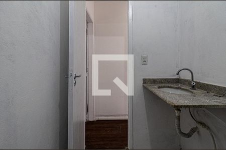 Casa à venda com 55m², 2 quartos e 1 vagabanheiro social