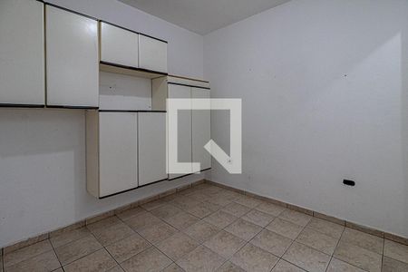 Casa à venda com 55m², 2 quartos e 1 vagaquarto de serviço
