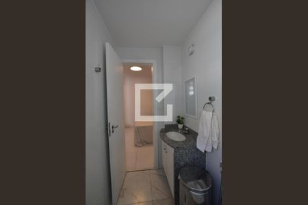 Apartamento à venda com 114m², 4 quartos e 2 vagasBanheiro da Suíte 2