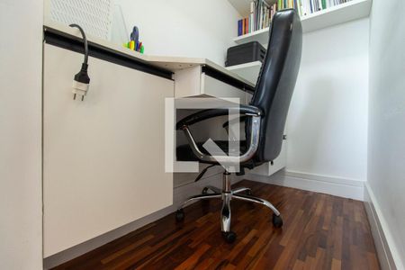 Apartamento à venda com 87m², 2 quartos e 2 vagasEscritório