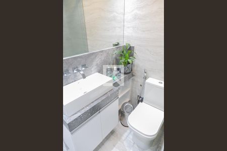 Apartamento para alugar com 178m², 3 quartos e 3 vagasBanheiro do Quarto 4