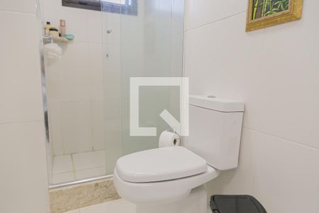 Apartamento para alugar com 178m², 3 quartos e 3 vagasBanheiro do Quarto 2