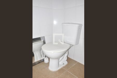 Casa à venda com 212m², 3 quartos e 1 vaga Casa à venda com 212m², 3 quartos e 1 vagaCasa 02 - Banheiro