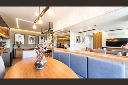 Sala de apartamento à venda com 2 quartos, 83m² em Taquaral, Campinas