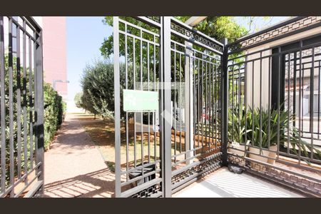 Apartamento à venda com 83m², 2 quartos e 2 vagasFachada e portaria