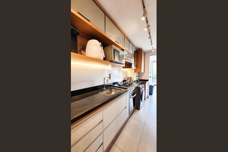 Apartamento à venda com 83m², 2 quartos e 2 vagasCozinha