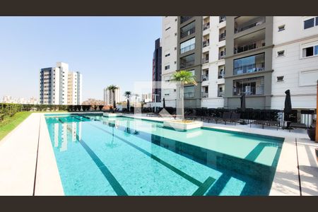 Apartamento à venda com 83m², 2 quartos e 2 vagasÁrea comum - Piscina