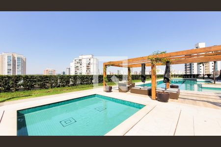 Apartamento à venda com 83m², 2 quartos e 2 vagasÁrea comum - Piscina