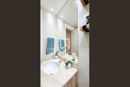 Apartamento à venda com 83m², 2 quartos e 2 vagasBanheiro Social