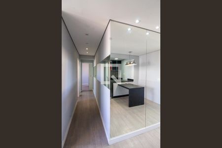 Corredor de apartamento para alugar com 2 quartos, 59m² em Picanço, Guarulhos