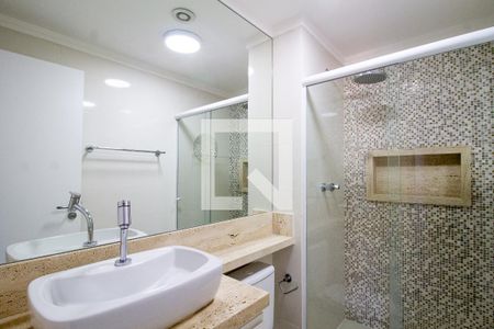 Apartamento para alugar com 59m², 2 quartos e 2 vagas Apartamento para alugar com 59m², 2 quartos e 2 vagasBanheiro da Suíte