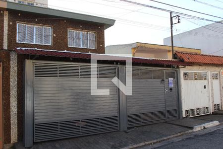 Casa à venda com 140m², 3 quartos e 3 vagasFachada