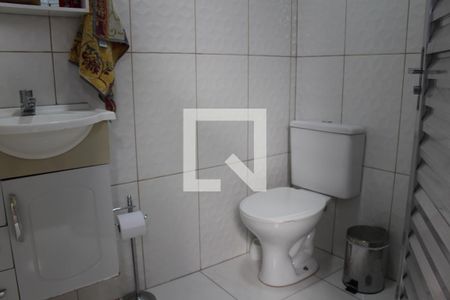 Casa à venda com 140m², 3 quartos e 3 vagasBanheiro 2