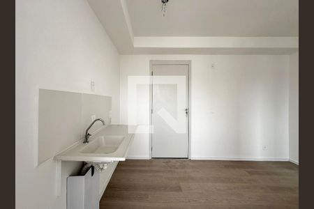 Cozinha de apartamento à venda com 2 quartos, 30m² em Jardim Aeroporto, São Paulo