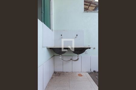 Casa à venda com 80m², 2 quartos e 1 vaga Casa à venda com 80m², 2 quartos e 1 vagaÁrea de Serviço