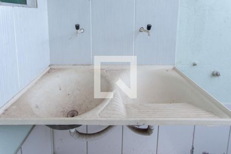 Casa à venda com 80m², 2 quartos e 1 vaga Casa à venda com 80m², 2 quartos e 1 vagaÁrea de Serviço