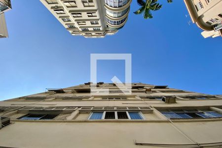 Apartamento para alugar com 93m², 3 quartos e sem vagaFachada