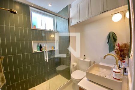 Apartamento para alugar com 93m², 3 quartos e sem vagaBanheiro