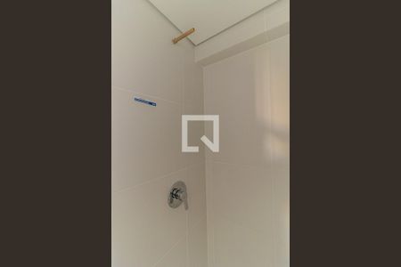 Banheiro de kitnet/studio à venda com 1 quarto, 26m² em Santa Efigênia, São Paulo