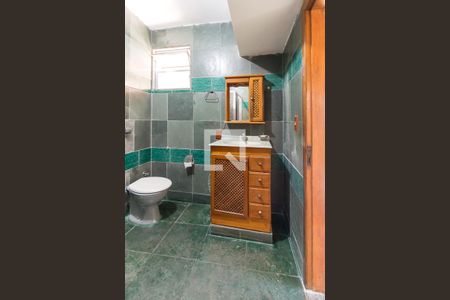 Casa para alugar com 100m², 2 quartos e sem vaga Casa para alugar com 100m², 2 quartos e sem vagaBanheiro Social