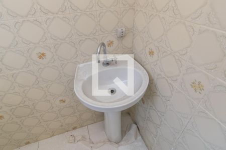 Casa para alugar com 100m², 2 quartos e sem vaga Casa para alugar com 100m², 2 quartos e sem vagaBanheiro da Suíte