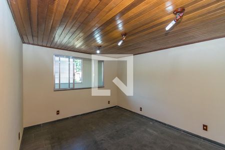 Quarto 1 de casa para alugar com 2 quartos, 100m² em Brás de Pina, Rio de Janeiro