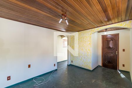 Sala de casa para alugar com 2 quartos, 100m² em Brás de Pina, Rio de Janeiro