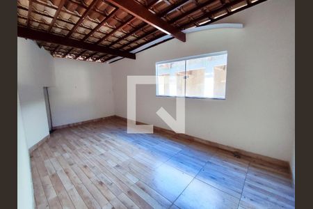 Casa à venda com 300m², 3 quartos e 3 vagasSala 2