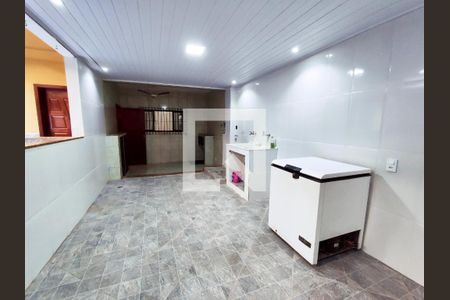 Casa à venda com 300m², 3 quartos e 3 vagasÁrea de Serviço