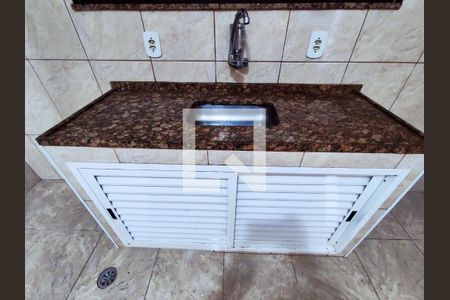 Casa à venda com 300m², 3 quartos e 3 vagasCozinha 