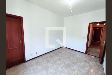 Casa à venda com 300m², 3 quartos e 3 vagasSuíte 