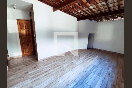 Casa à venda com 300m², 3 quartos e 3 vagasSala 2