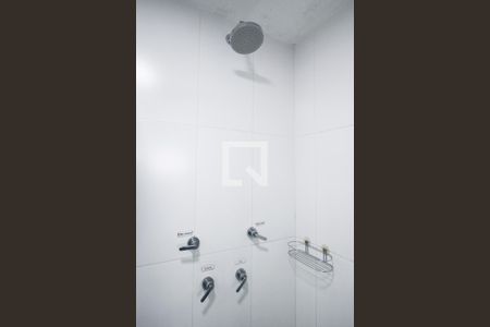 Banheiro de kitnet/studio à venda com 1 quarto, 26m² em Indianópolis, São Paulo