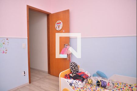 Casa à venda com 3 quartos, 101m² em Vila Alzira, Santo André