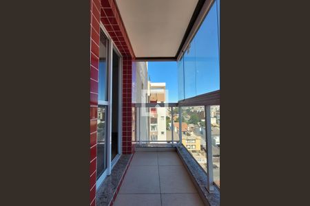 Sacada de apartamento à venda com 2 quartos, 93m² em Vila Curuçá, Santo André