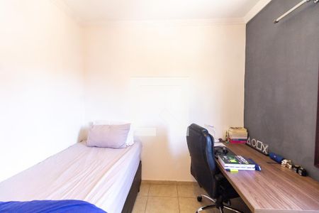 Casa à venda com 241m², 3 quartos e 6 vagas Casa à venda com 241m², 3 quartos e 6 vagasQuarto 1