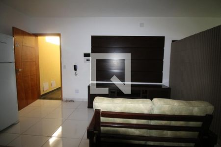 Sala de apartamento para alugar com 1 quarto, 40m² em Vila Divina Pastora, São Paulo