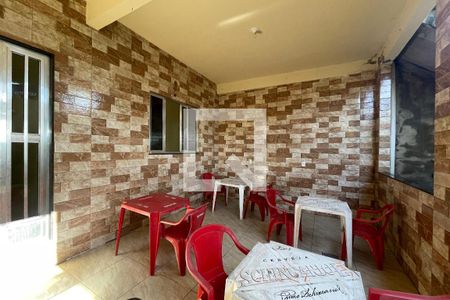 Varanda de casa para alugar com 2 quartos, 160m² em Jardim Olavo Bilac, Duque de Caxias