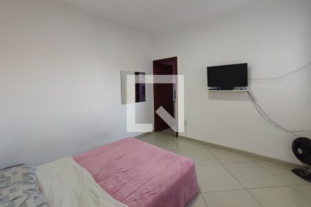 Casa à venda com 267m², 3 quartos e 1 vagaQuarto Suíte 2