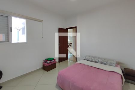 Casa à venda com 267m², 3 quartos e 1 vagaQuarto Suíte 2