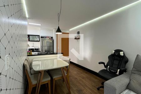 Sala de apartamento para alugar com 2 quartos, 54m² em Votupoca, Barueri