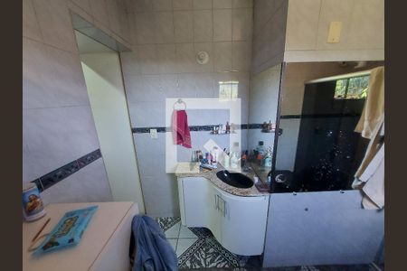 Casa à venda com 400m², 5 quartos e 5 vagasBanheiro suíte 1