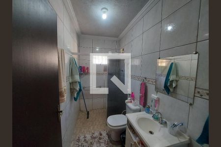 Casa à venda com 400m², 5 quartos e 5 vagasBanheiro suíte 2
