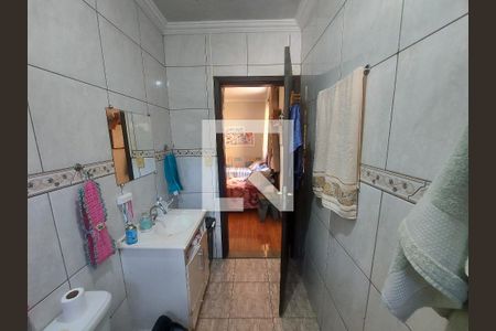 Casa à venda com 400m², 5 quartos e 5 vagasBanheiro suíte 2