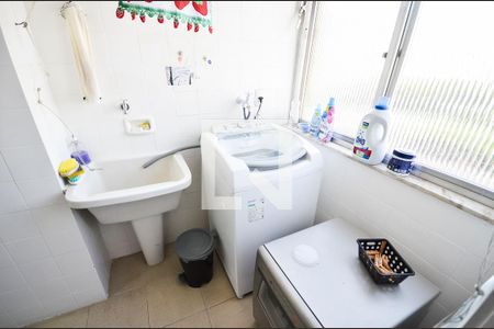 Apartamento à venda com 60m², 2 quartos e 1 vagaCozinha e Área de Serviço