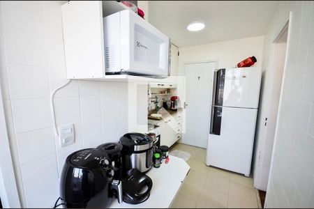 Apartamento à venda com 60m², 2 quartos e 1 vagaCozinha e Área de Serviço