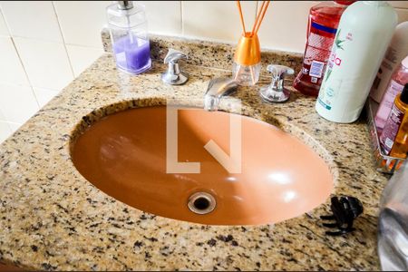 Banheiro de apartamento à venda com 2 quartos, 60m² em Vila Isabel, Rio de Janeiro