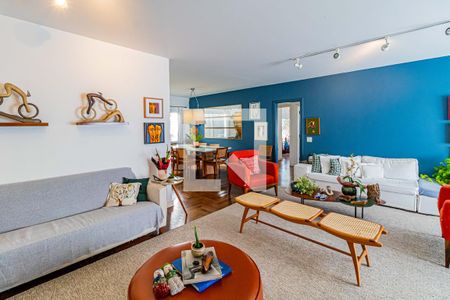 Sala de casa à venda com 4 quartos, 240m² em Cidade São Francisco, São Paulo