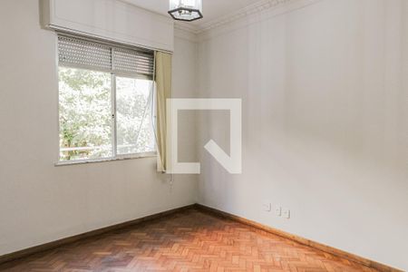 Sala  de apartamento à venda com 2 quartos, 75m² em Copacabana, Rio de Janeiro