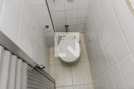 Apartamento à venda com 75m², 2 quartos e sem vaga Apartamento à venda com 75m², 2 quartos e sem vagaBanheiro Social